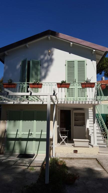 Le Mura Holiday Home Марина ди Пиетрасанта Екстериор снимка